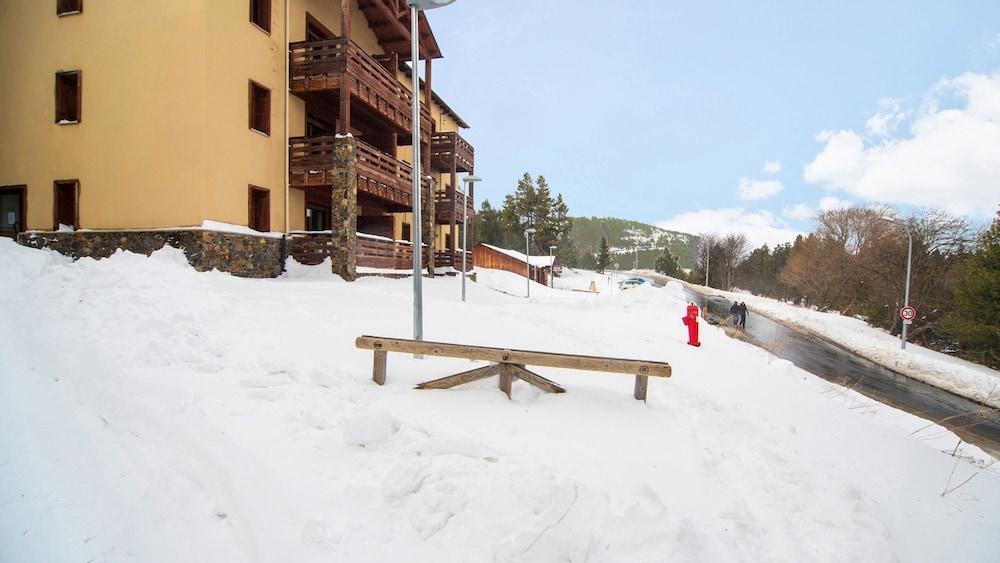 Vacanceole - Les Chalets De L'Isard Лез-Англь Экстерьер фото