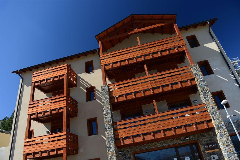Vacanceole - Les Chalets De L'Isard Лез-Англь Экстерьер фото